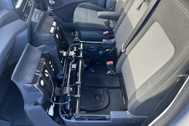 VOLKSWAGEN Transporter Photo 36