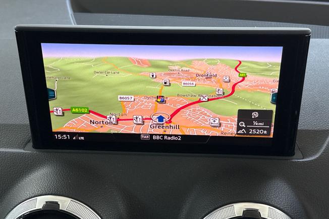 AUDI Q2 Photo 14