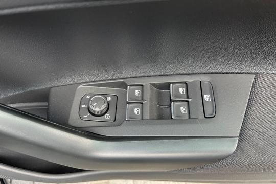 Volkswagen Polo Photo autoimg-233f9d9a8420dc109f53a56b7c29d99bee4444ed.jpg