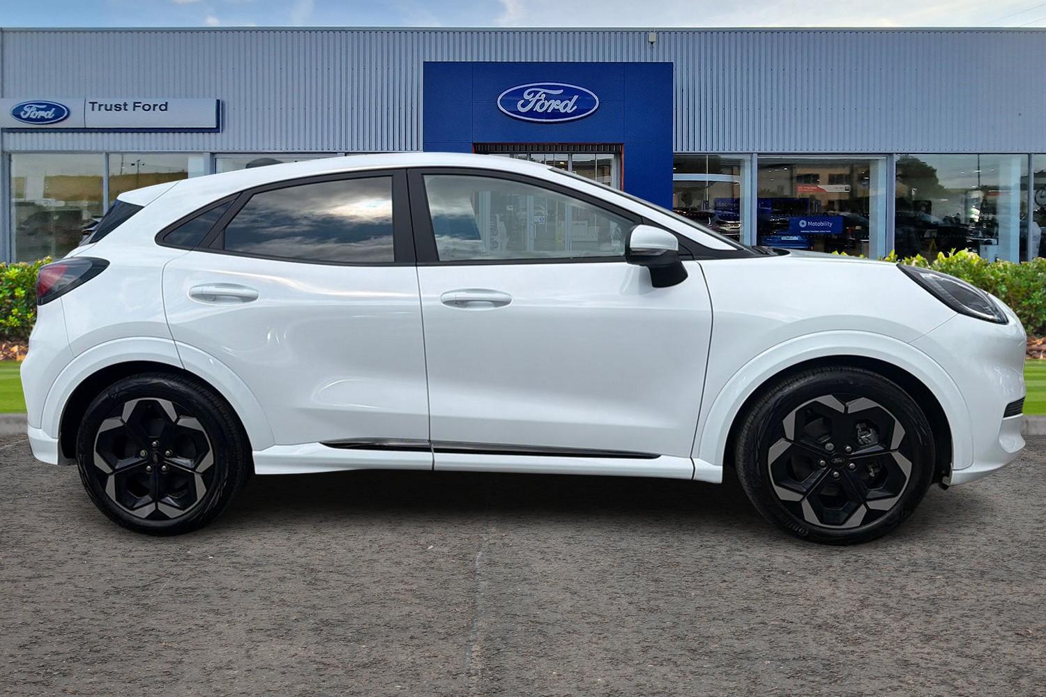 Ford Puma Gen-E Photo 2