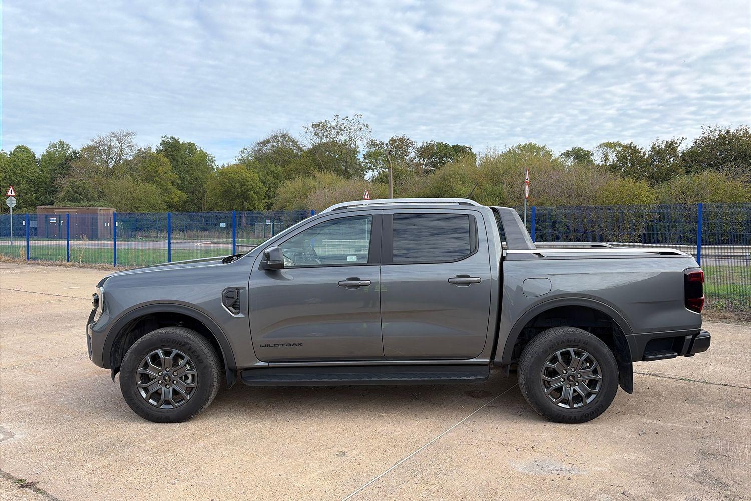 Ford RANGER Photo 20
