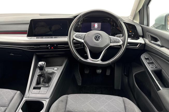 VOLKSWAGEN GOLF Photo 11