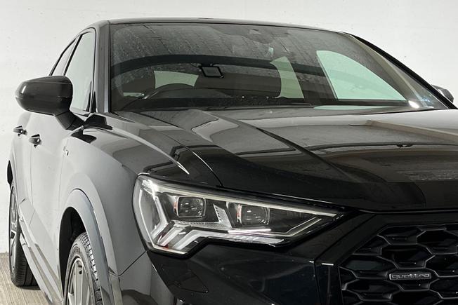 AUDI Q3 Photo 41