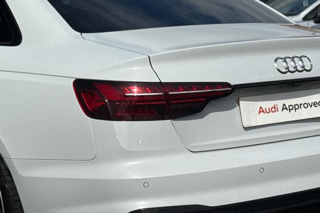 Audi A4 Photo 50