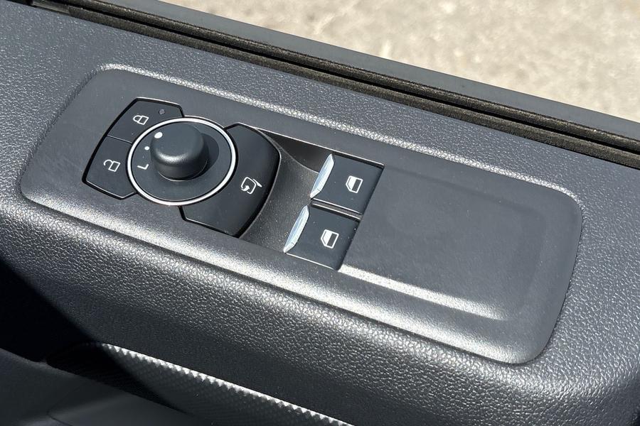Ford TRANSIT CUSTOM Photo autoimg-2349c067826de03cbf6992430955b8b2dbbda1ef.jpg
