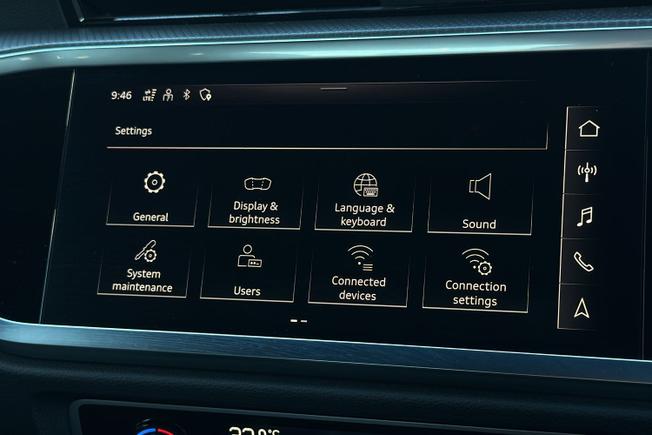AUDI Q3 Photo 30