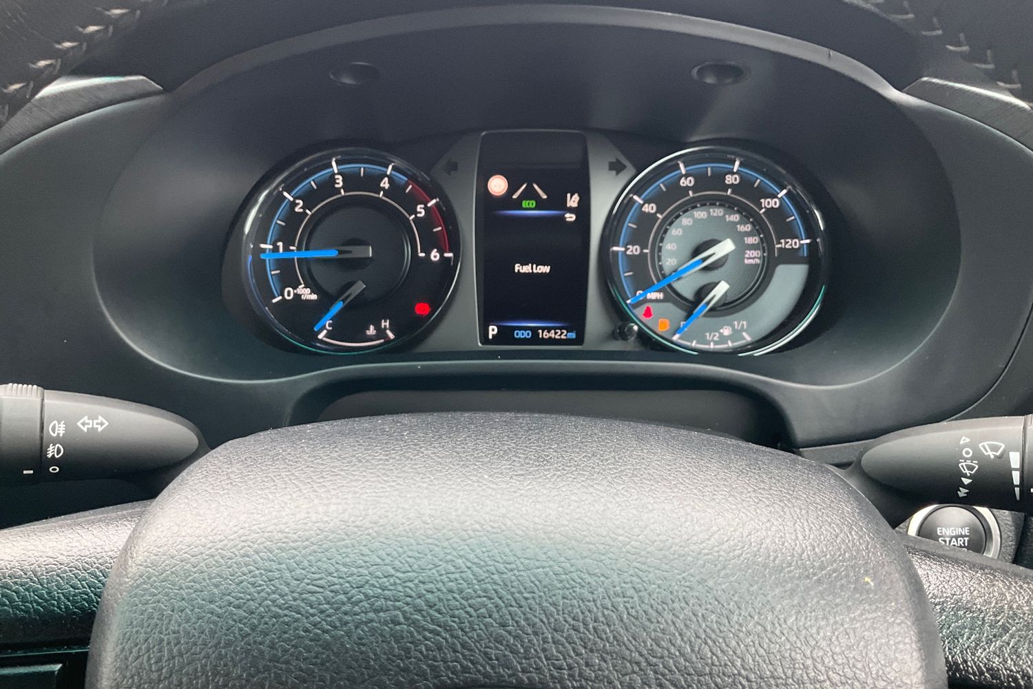 Toyota Hilux Photo 31