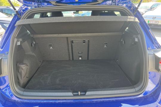 Volkswagen Golf Photo autoimg-23500c5e11e6aa5b36932d6b374519175b4ee457.jpg