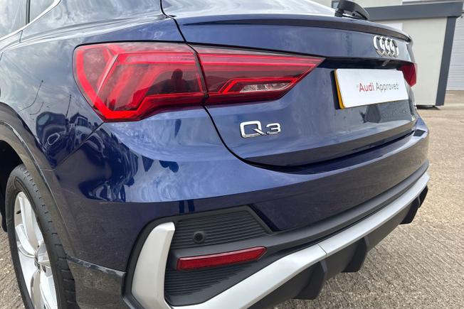 Audi Q3 Photo 28
