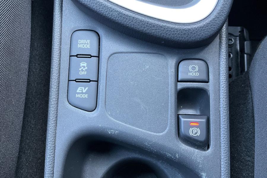 Toyota YARIS CROSS Photo autoimg-23562e78a172ebff07333e63e733534176faaa8f.jpg