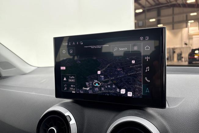AUDI Q2 Photo 14