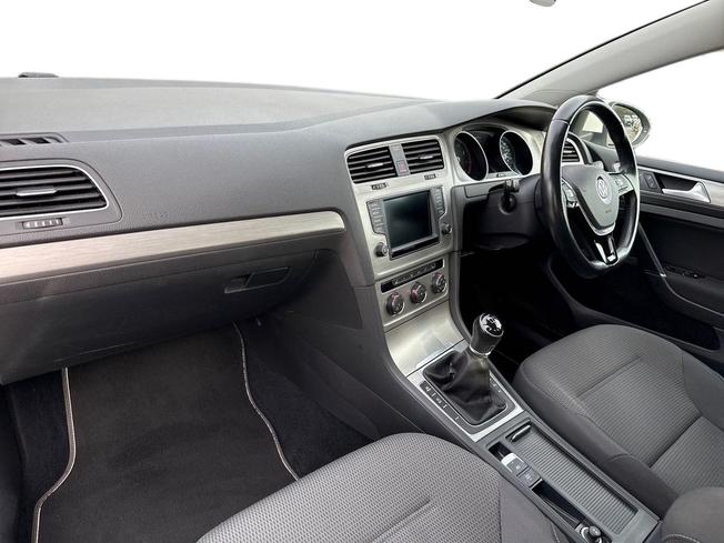 VOLKSWAGEN Golf Photo 2