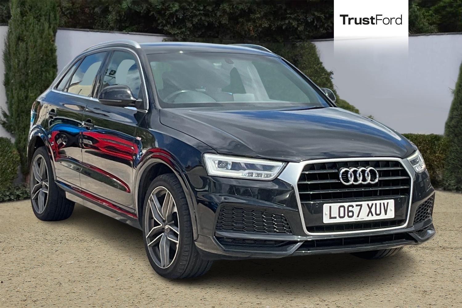 Audi Q3 Photo 0