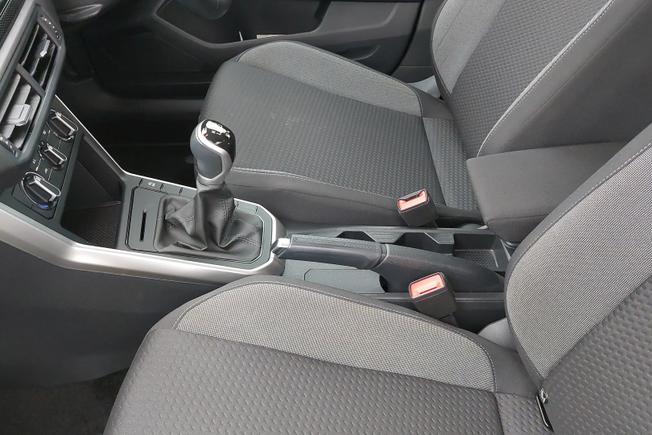 VOLKSWAGEN Polo Photo 30