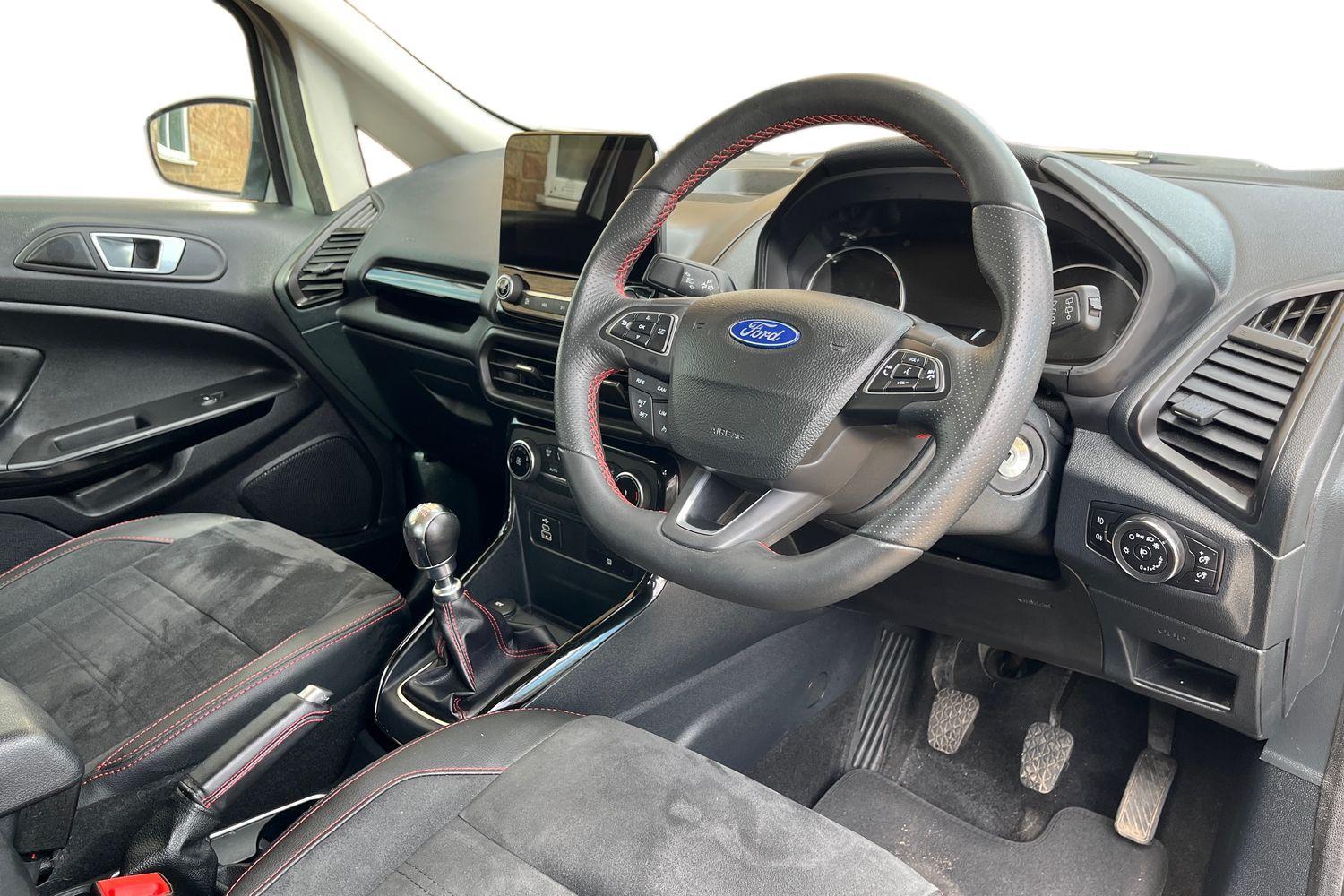 Ford ECOSPORT Photo 8