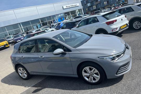 Volkswagen Golf Photo autoimg-236112a1c71c27207ab251c39623a7f392f48a18.jpg