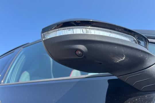 Volkswagen Golf Photo autoimg-236546a573ea17d24bc72ac5bb16f816959f2e37.jpg