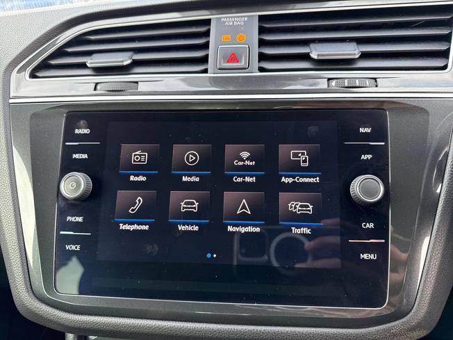 VOLKSWAGEN Tiguan Photo 34