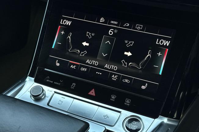 AUDI e-tron Photo 37