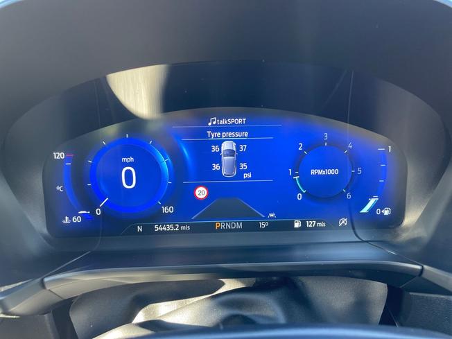 FORD Kuga Photo 42