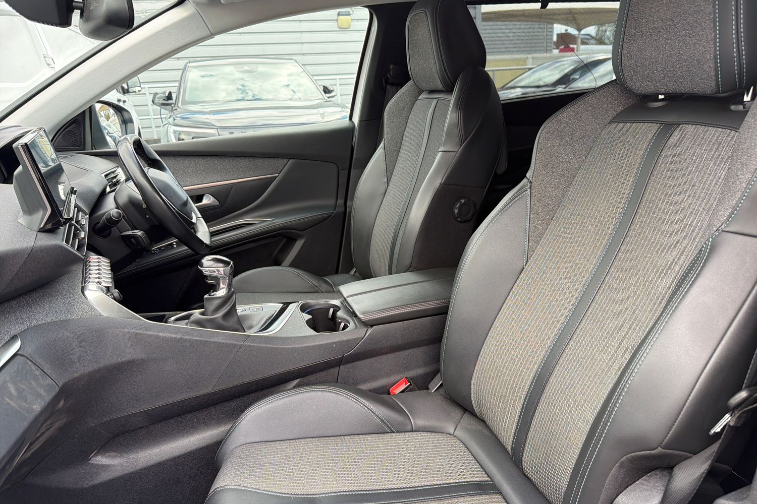 Peugeot 5008 Photo 18