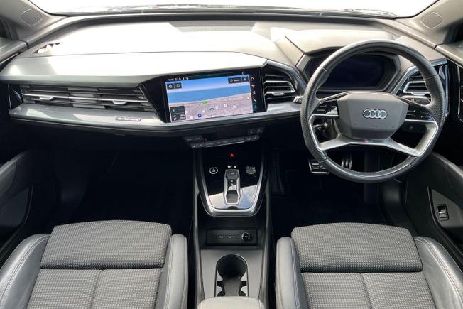 AUDI Q4 E-Tron Photo 10