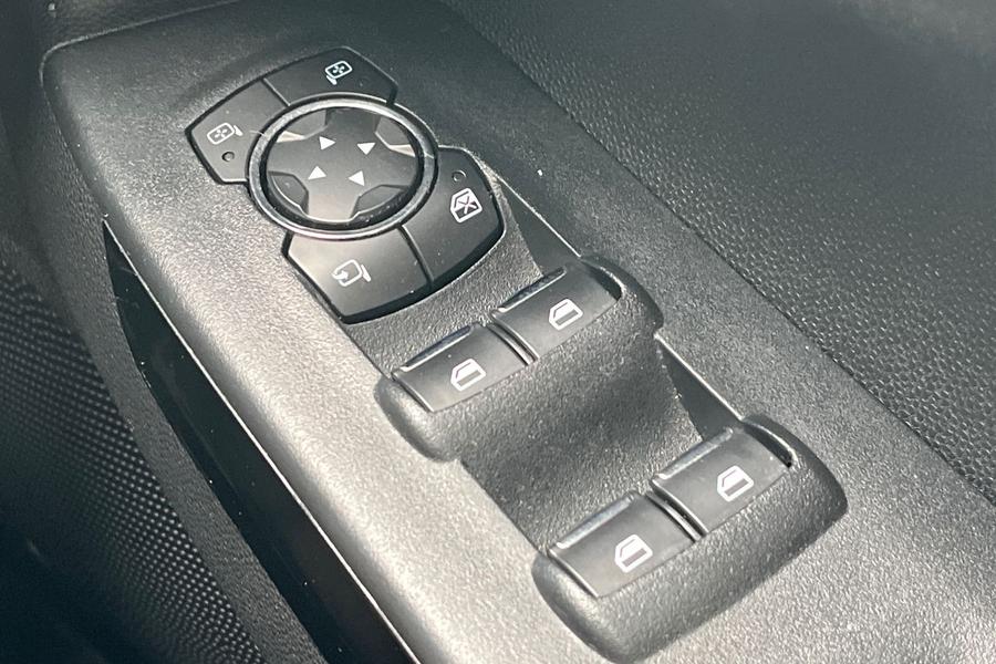 Ford EcoSport Photo autoimg-23721db6b5afb5021b54bd60f1790c1c16c52f7b.jpg