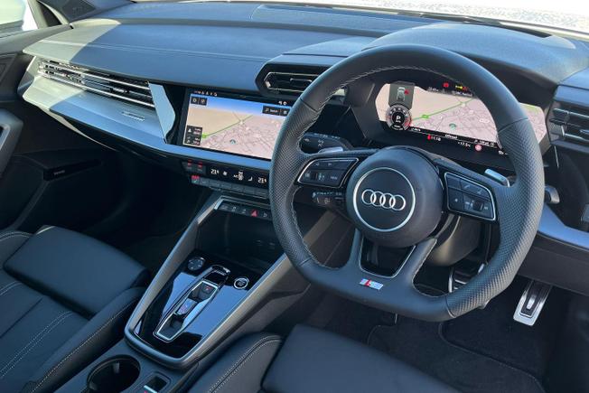 AUDI A3 Sportback Photo 6