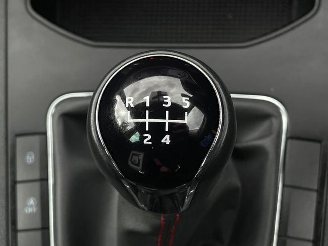 SEAT Ibiza Photo 42