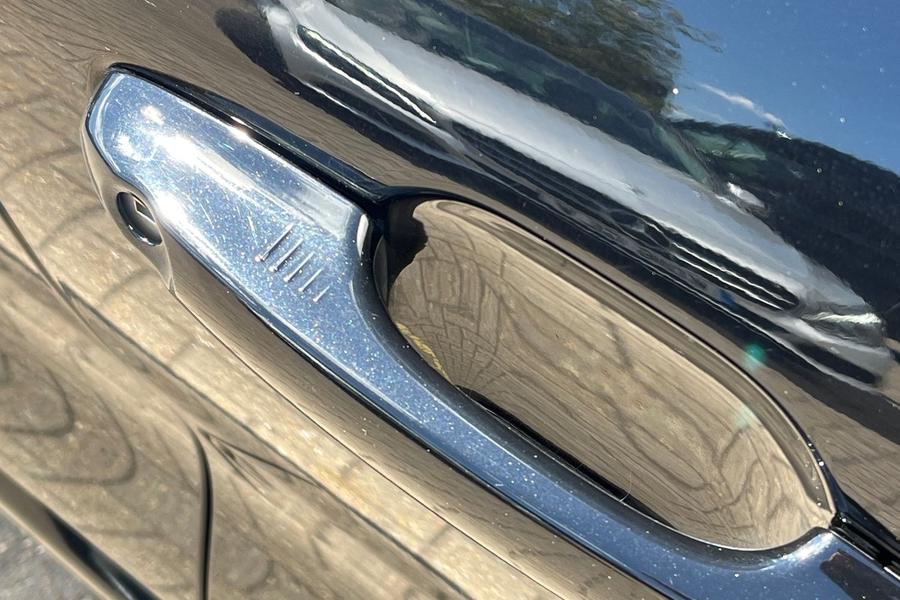 Ford Kuga Photo autoimg-2380eb8867dc0eb9d4d9f2e43099f0f13bf6652e.jpg