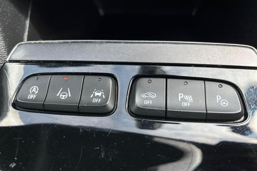 Vauxhall Mokka Photo autoimg-238364c8aaab17346dd78c9528c2c42c1caf7942.jpg