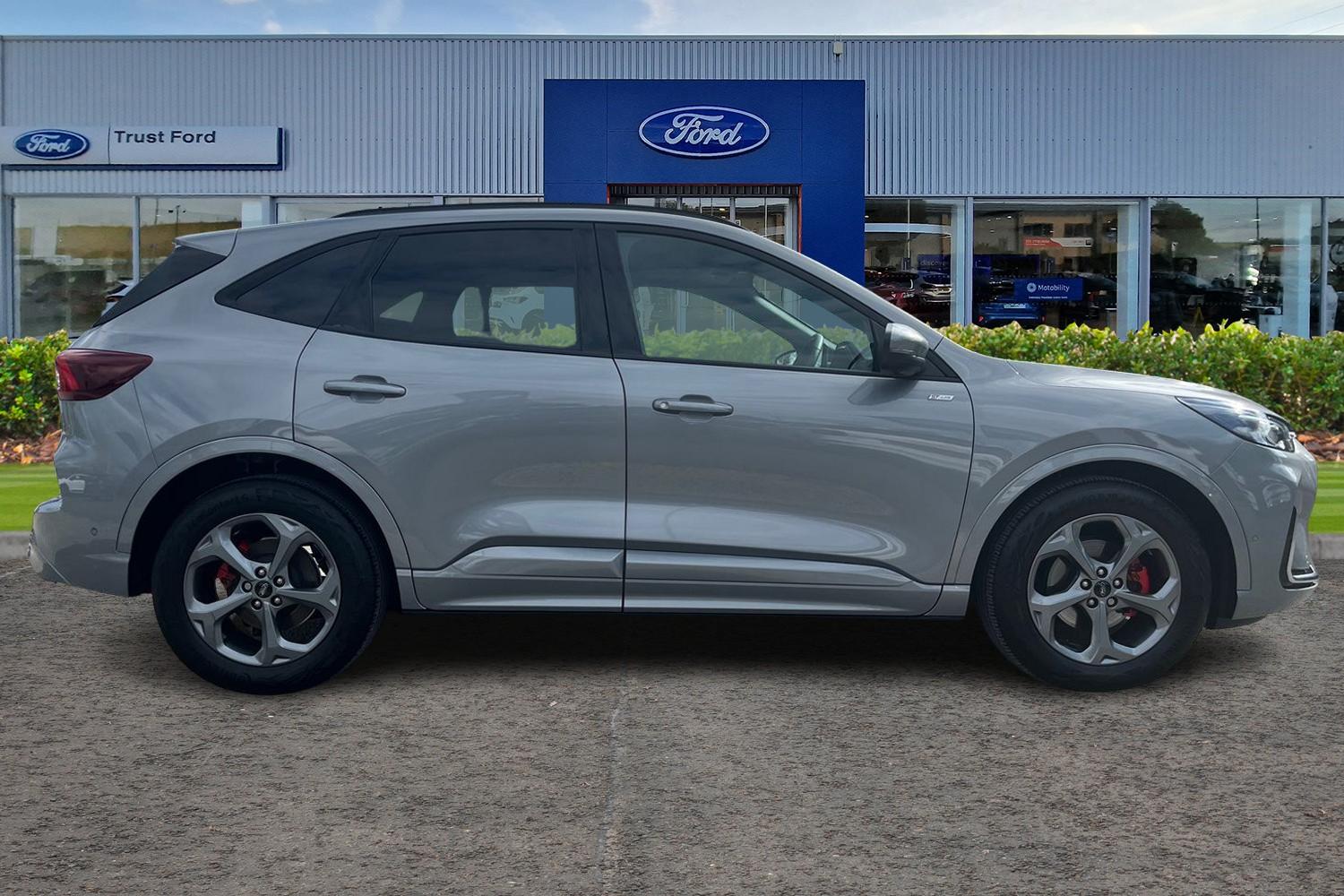Ford Kuga Photo 2
