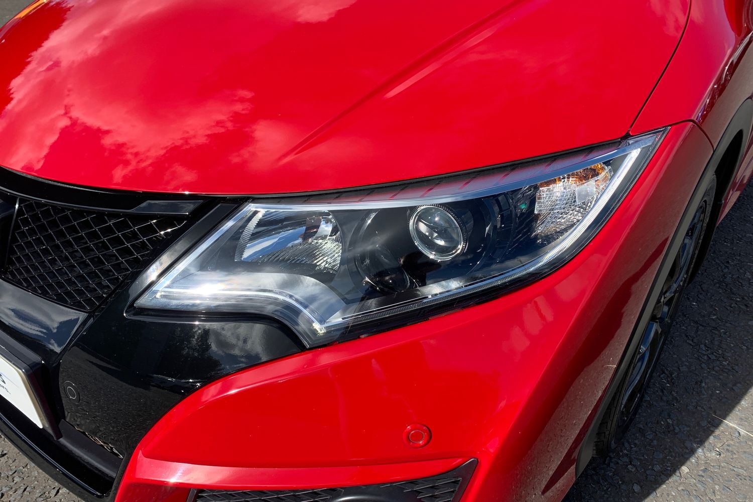 2015 Honda Civic 1.8 i-VTEC 142PS Sport Hatchback in Red with only 39K - vehicle photo 7 for sale on PureCar