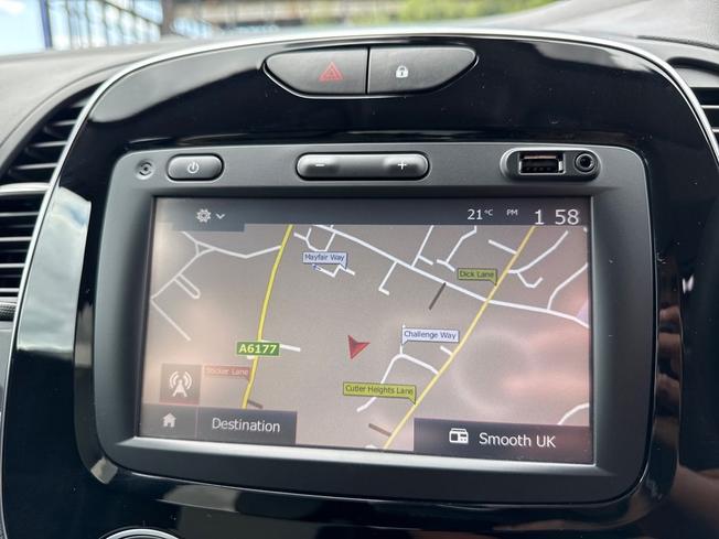 RENAULT Captur Photo 37