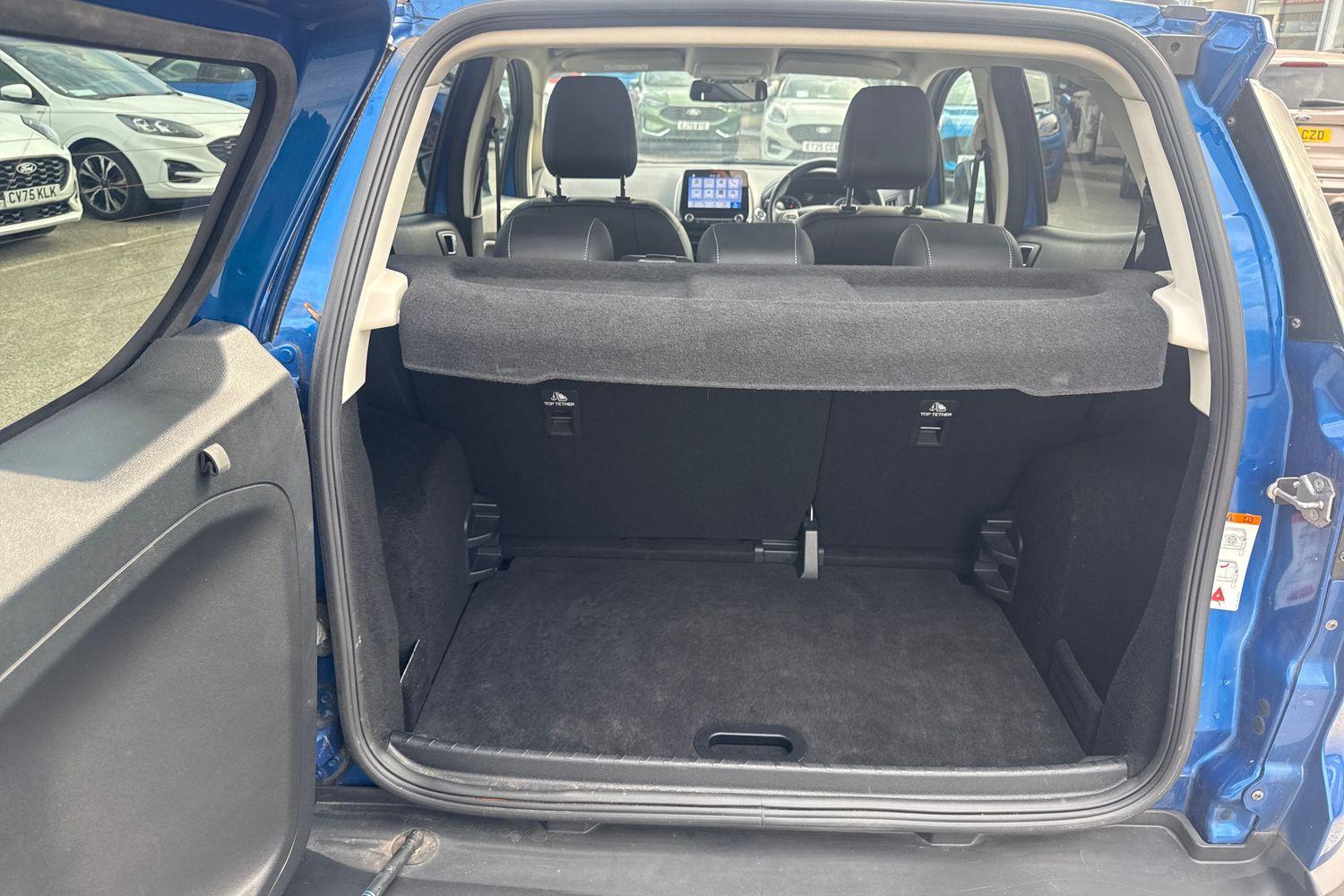Ford ECOSPORT Photo 20