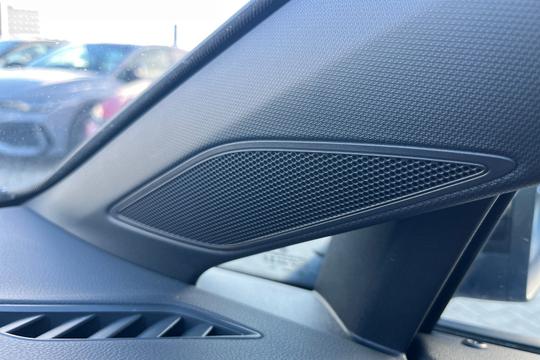 Volkswagen Golf Photo autoimg-238e6b39563a7a381fdda1517aee5ed14717f8af.jpg