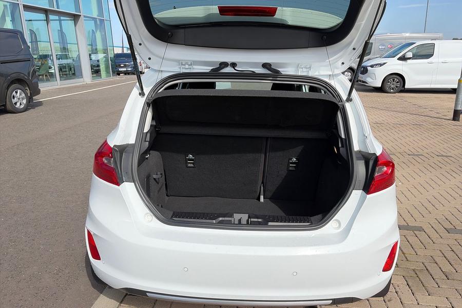 Ford FIESTA VIGNALE Photo autoimg-2390f976fd85534664cce697de3a72b7affbbea1.jpg