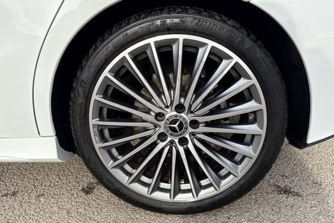 MERCEDES-BENZ A Class Photo 39