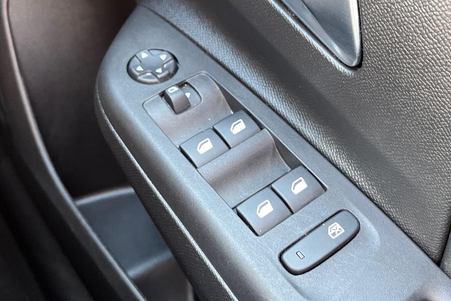 Vauxhall Corsa Photo autoimg-2393e032145b40bf5fee0bdca913269a6ed7a49c.jpg