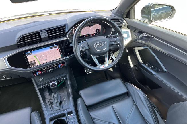 AUDI Q3 Photo 55