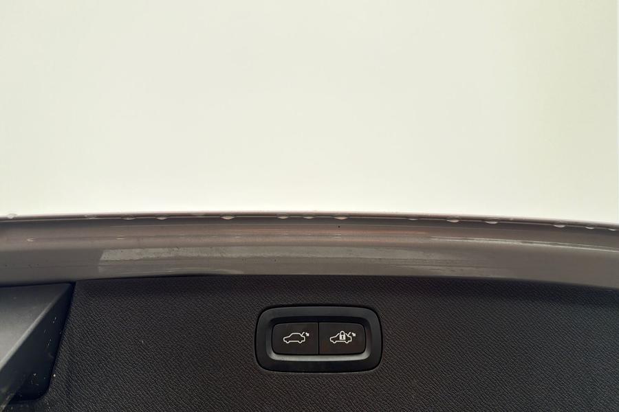 Volvo XC90 Photo autoimg-23968ed508393cd032e1c219990079248935f86e.jpg