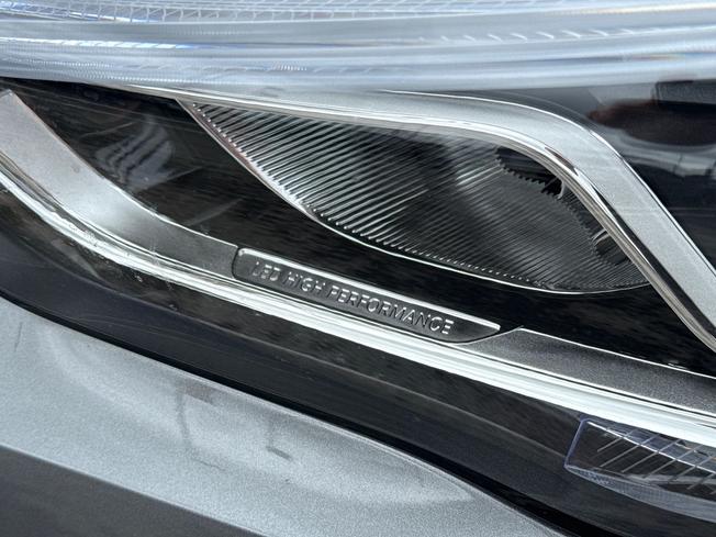 MERCEDES-BENZ GLA Photo 26