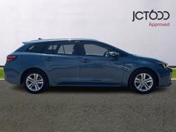 TOYOTA Corolla Photo 4