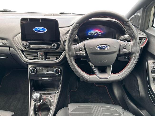 FORD Puma Photo 11
