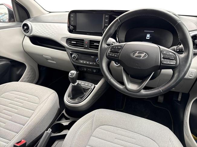 HYUNDAI i10 Photo 11