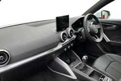 AUDI Q2 Photo 2