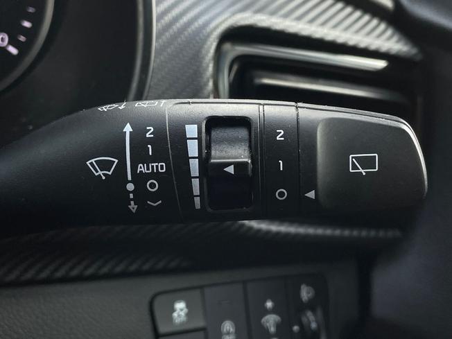 KIA Stonic Photo 36