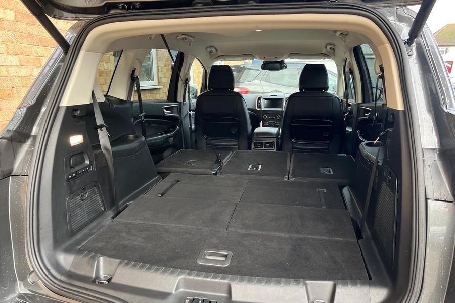 Ford S-MAX Photo autoimg-23af19c81b8757866a65e06a590f73759e1adaaf.jpg