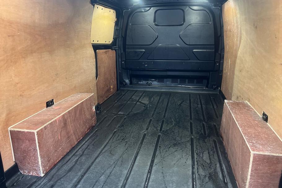 Used Ford TRANSIT CUSTOM YR70YZU 30