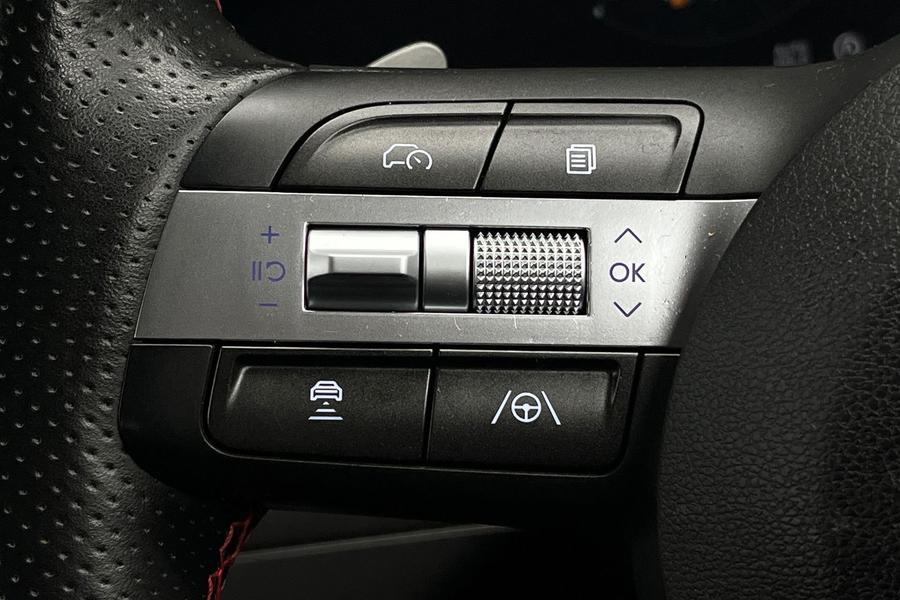 Hyundai KONA Photo autoimg-23b30598c182599f8886535b2ea623d3d069f6f9.jpg